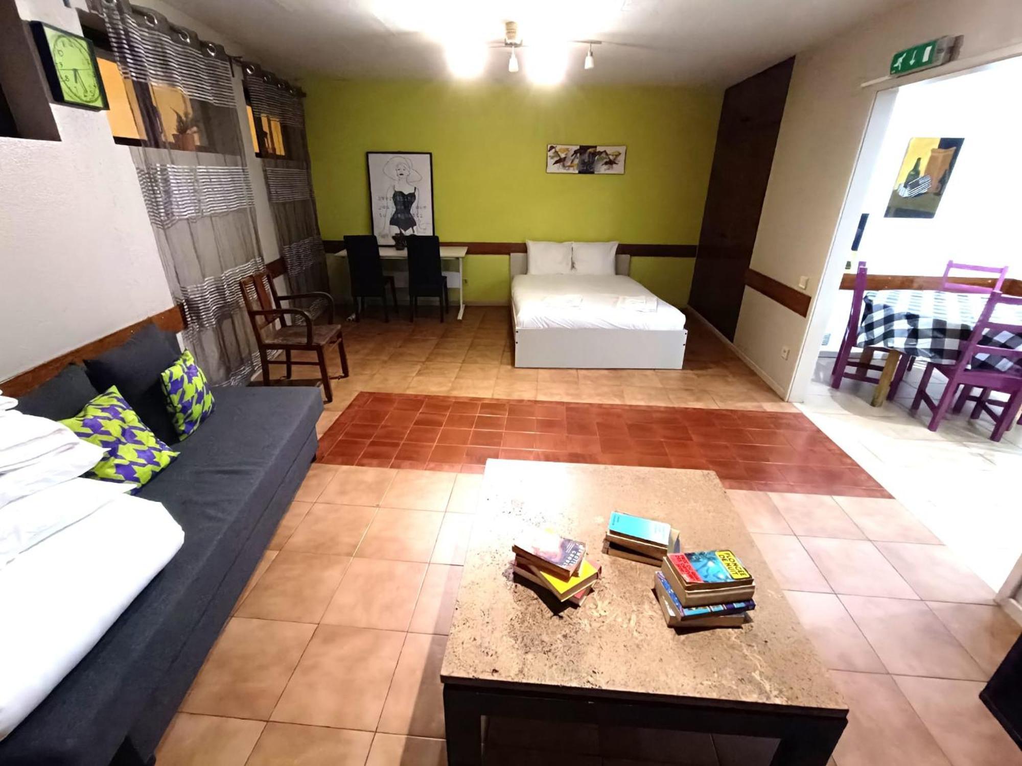 Spacious Economic Center Porto Flat Екстер'єр фото